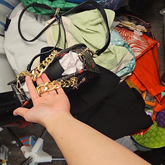 Juicy Coutour Small Black logo Chic Satchel Black Love Print Women's Bag - Picture 4 of 4